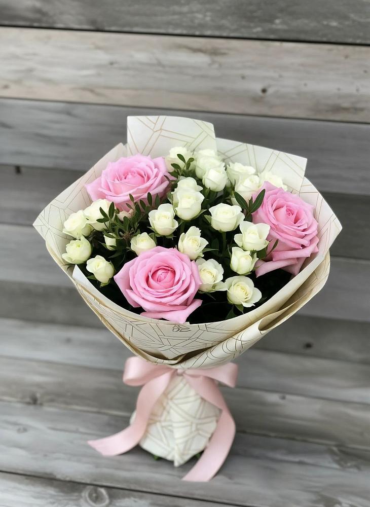 Букет цветов из: Розы в Зуевке