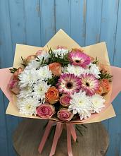 Букет цветов из:  Розы, Герберы и Хризантемы в Зуевке