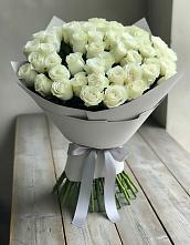 Букет 35 Белых роз в Зуевке