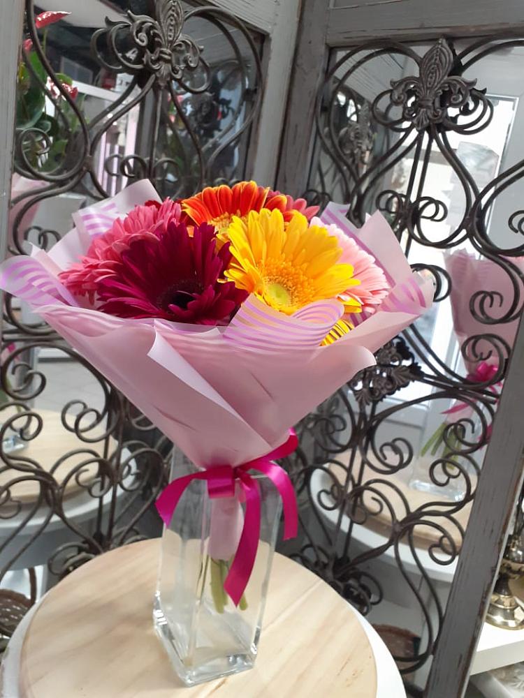 Букет цветов из: Герберы в Зуевке