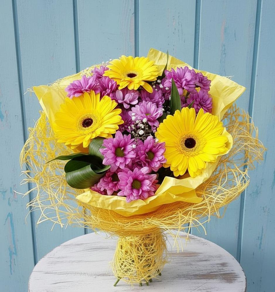 Букет цветов из: Хризантемы и Герберы в Зуевке