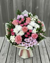 Букет цветов из:  Альстромерии, Гвоздики, Розы и Хризантемы в Зуевке