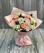 Букет цветов из:  Гвоздики, Розы и Хризантемы в Зуевке