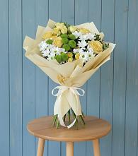 Букет цветов из:  Хризантемы и Розы в Зуевке