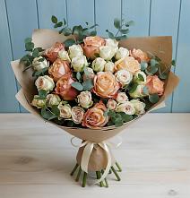Букет цветов из:  Альстромерии и Розы #REPLACE_PRED# Зуевке